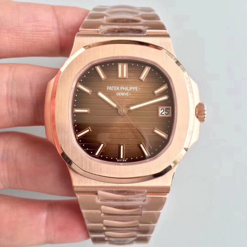 百达翡丽 Nautilus系列5711/1R-001 机械男表