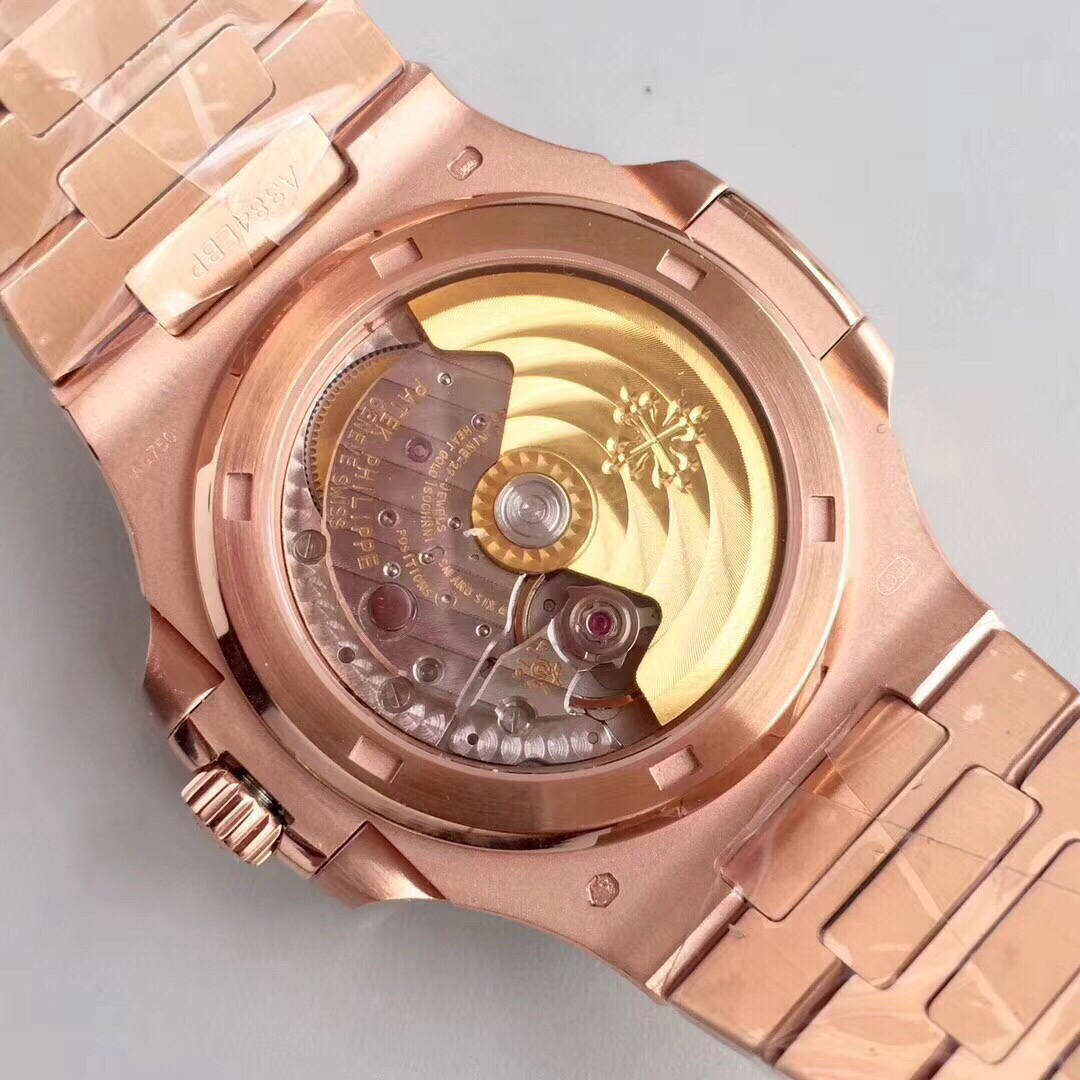 百达翡丽 Nautilus系列5711/1R-001 机械男表
