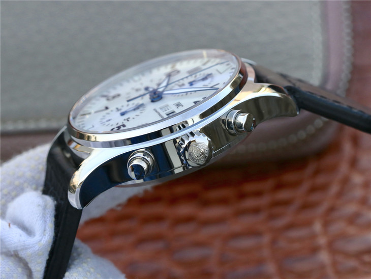 IWC万国表飞行员系列IW377725腕表