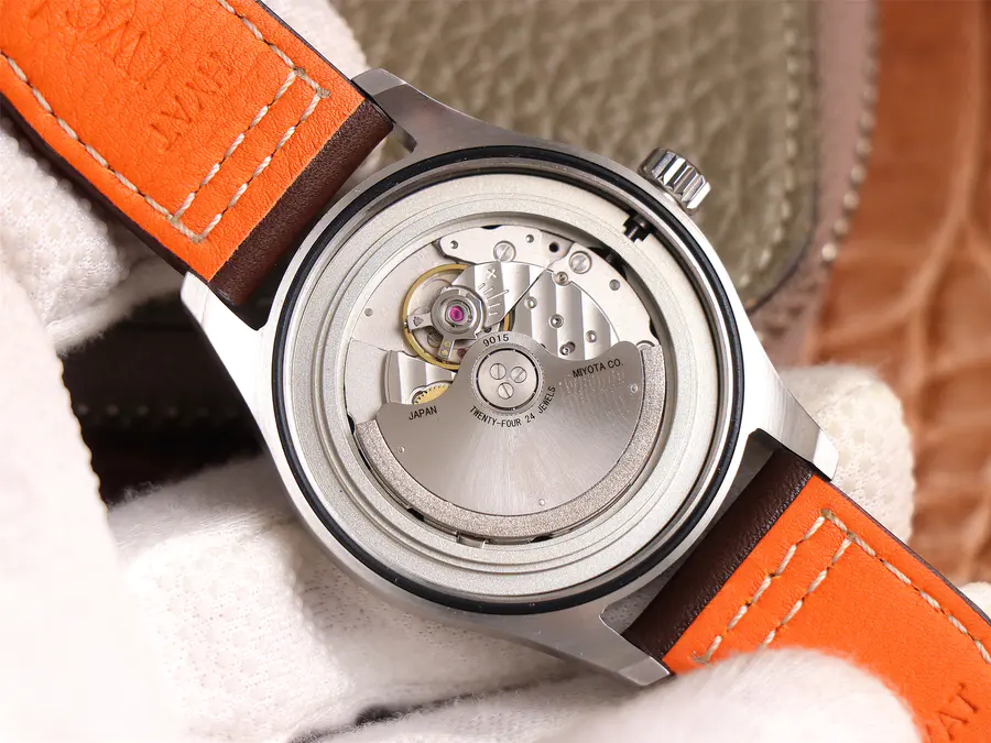 IWC万国表飞行员系列IW326803腕表