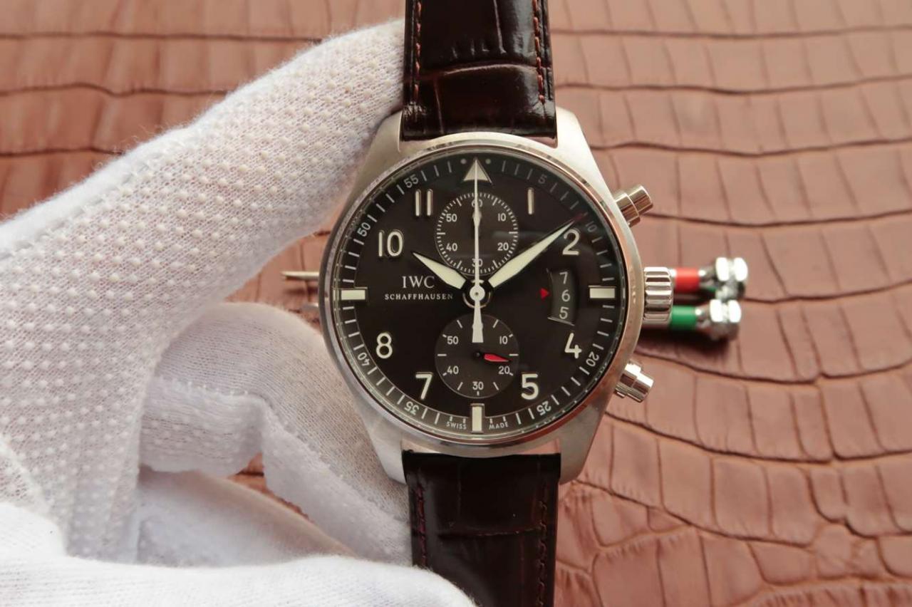 IWC万国表飞行员系列IW387808腕表