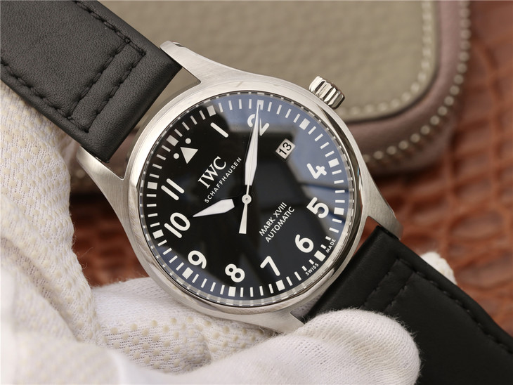 IWC万国表飞行员系列IW327001腕表