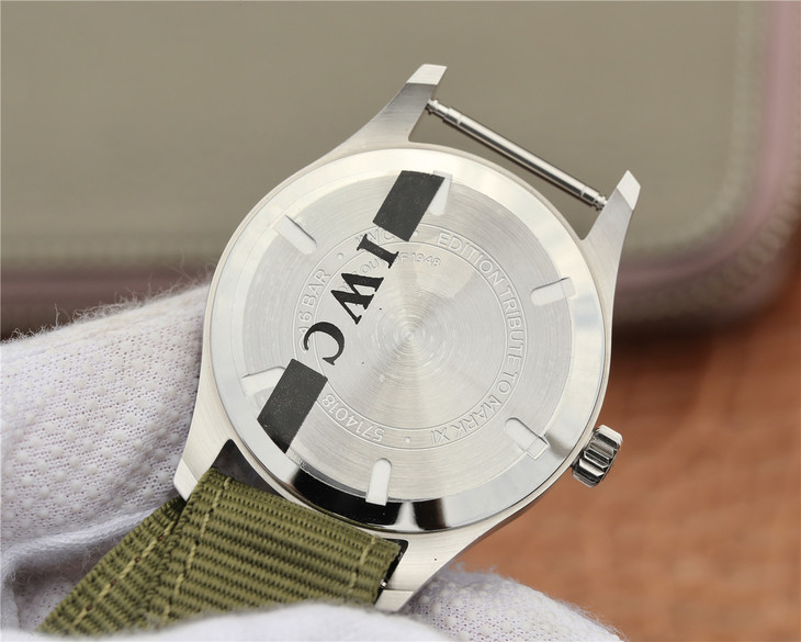 IWC万国表飞行员系列IW327007腕表
