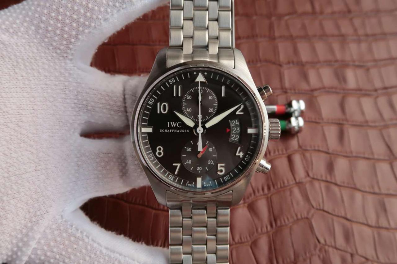 IWC万国表飞行员系列IW387808腕表
