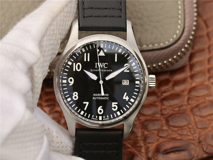 IWC万国表飞行员系列IW327001腕表