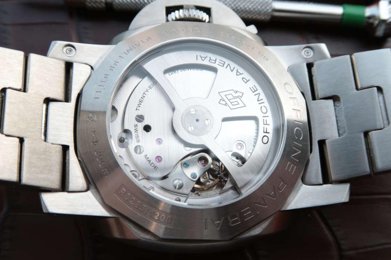 沛纳海LUMINOR 1950系列PAM 00328腕表