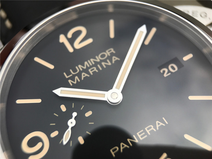 沛纳海LUMINOR系列PAM00498腕表