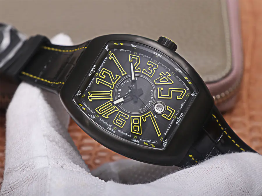 法穆兰MEN'S COLLECTION系列V 45 SC DT NR BR 腕表