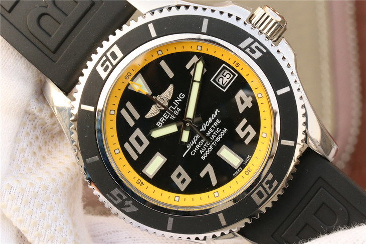 百年灵超级海洋系列A1736402.BA32.150S.A18S.1腕表