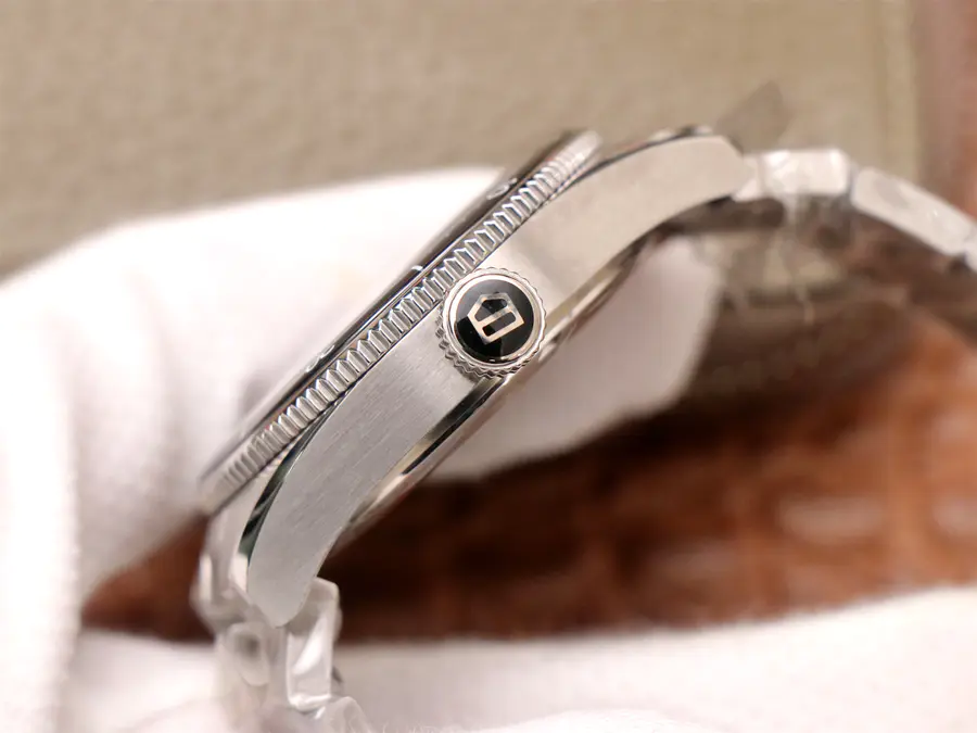 泰格豪雅TAG HEUER AUTAVIA系列WBE5114.EB0173腕表