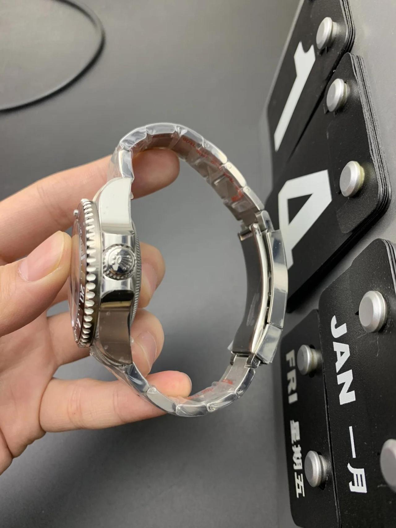 劳力士一比一男表海使型系列m126660-0001黑鬼王腕表