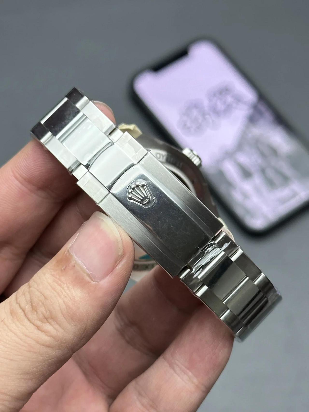 劳力士格磁型系列m116400gv-0001黑盘腕表(绿玻璃)