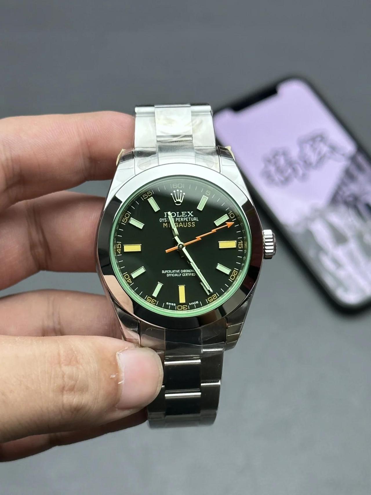 劳力士格磁型系列m116400gv-0001黑盘腕表(绿玻璃)