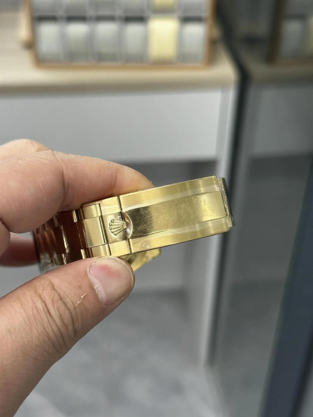 劳力士潜航者型系列116618LN-97208 黑盘腕表全金黑水鬼