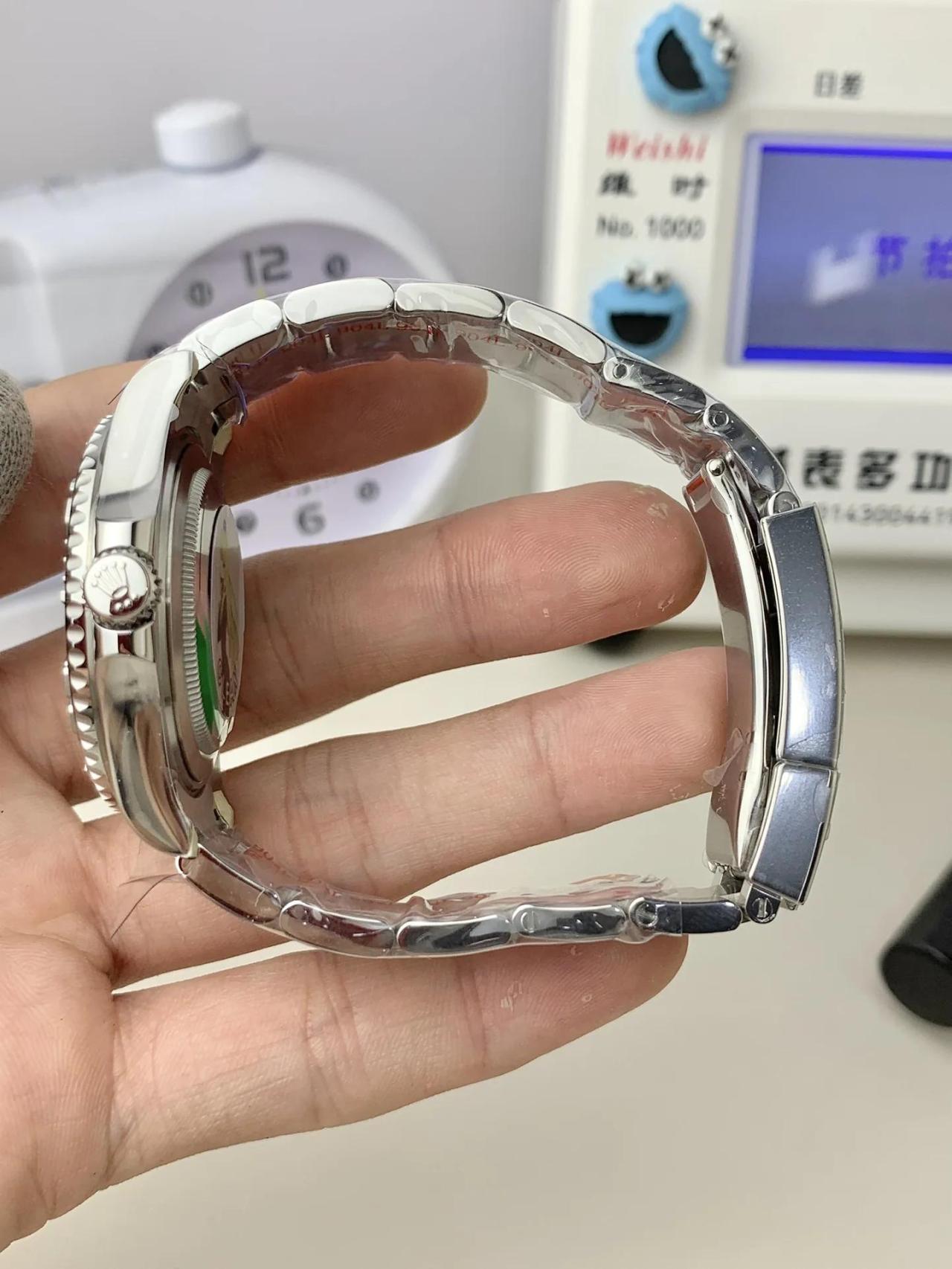 劳力士游艇名仕型系列m126622-0002复刻腕表