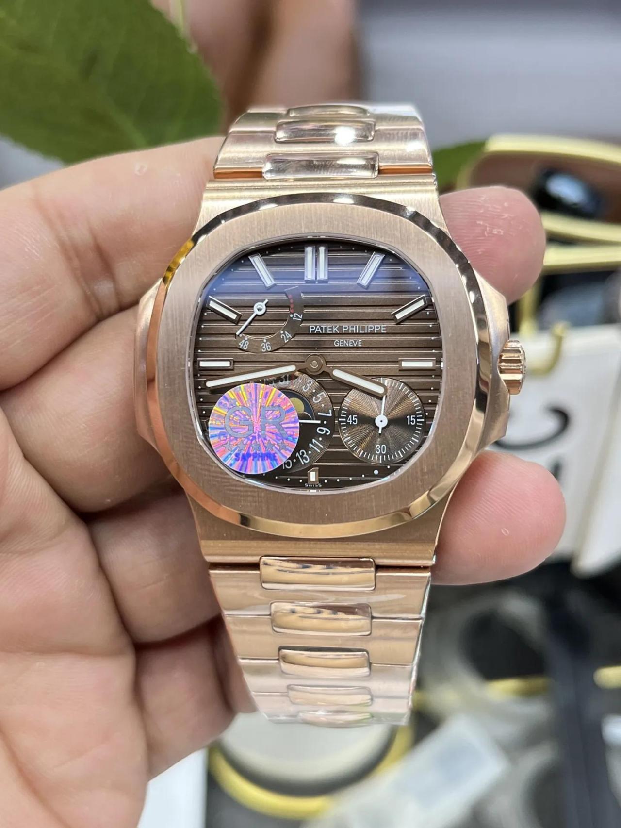 百达翡丽运动优雅系列5712/1R-001精仿一比一机械腕表