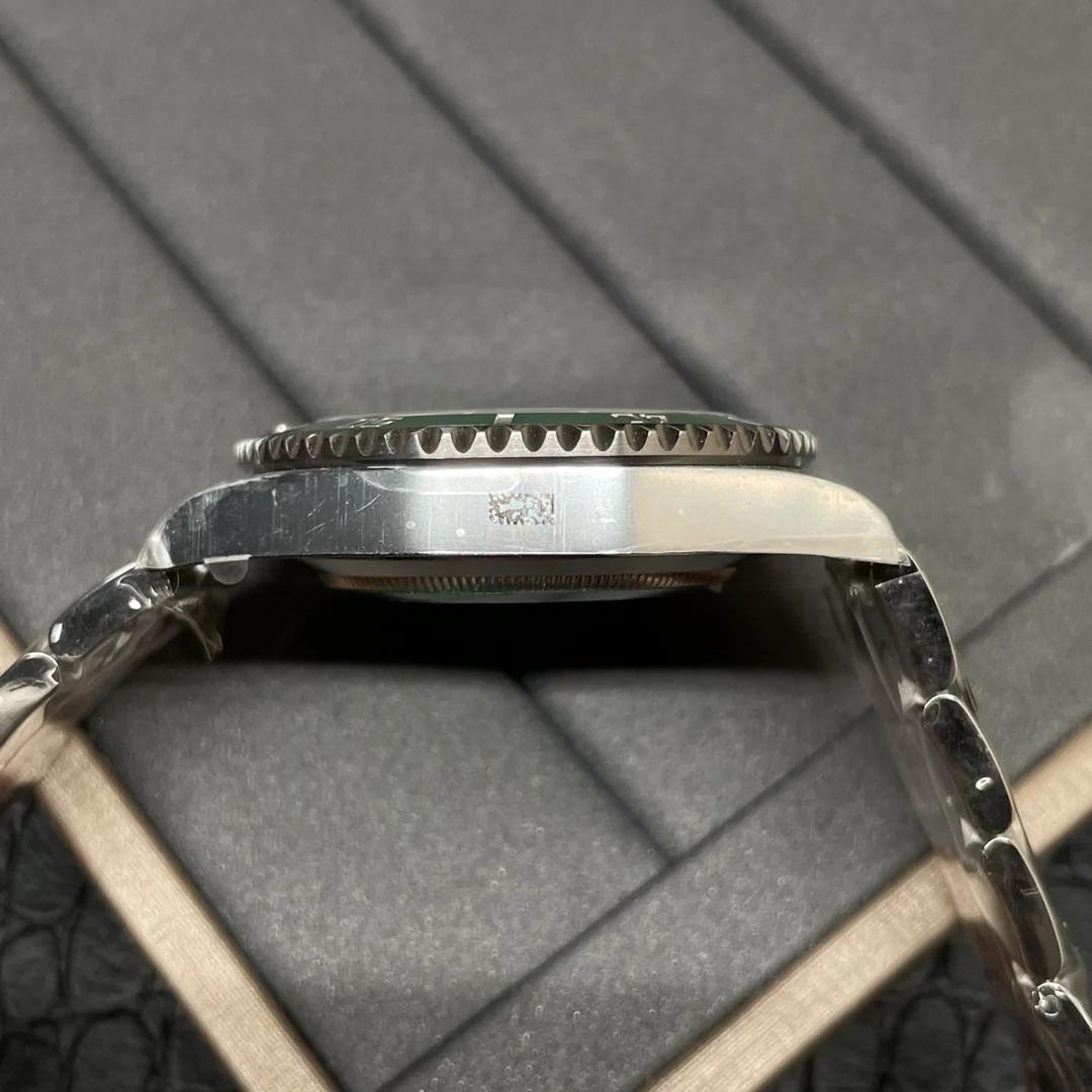 劳力士潜航者型系列m126610lv-0002腕表(新款绿水鬼)