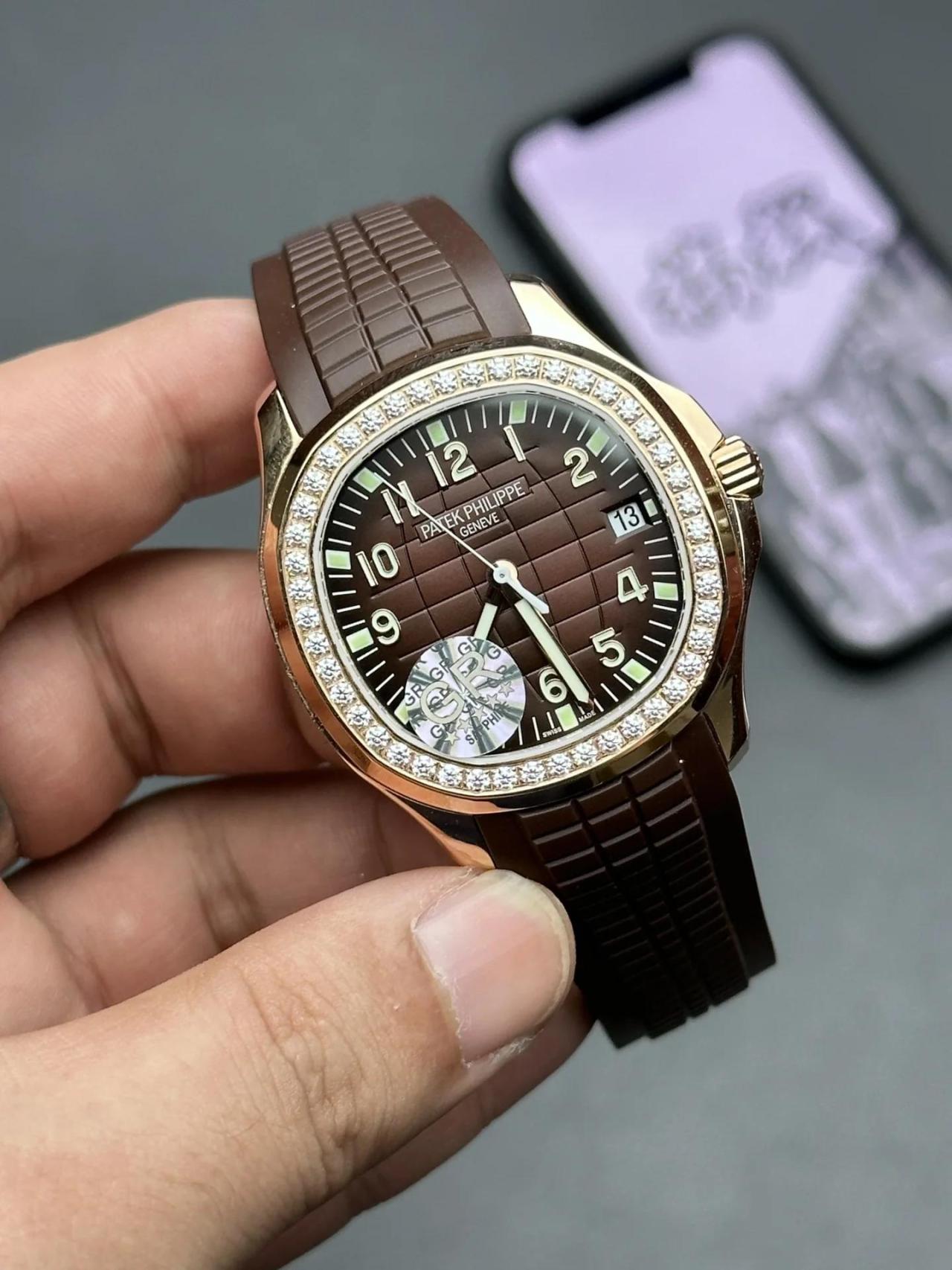 一比一百达翡丽机芯QUANAUT系列5268/200R-010腕表